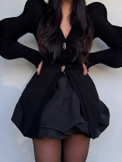 Knit Button-up V-neck Wavy Puff Sleeve Cardigan