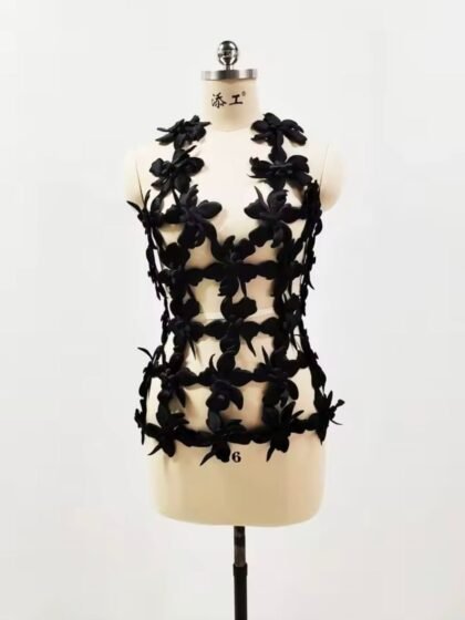 Hollow-out Solid Flower Halter Deep V-neck Open Back