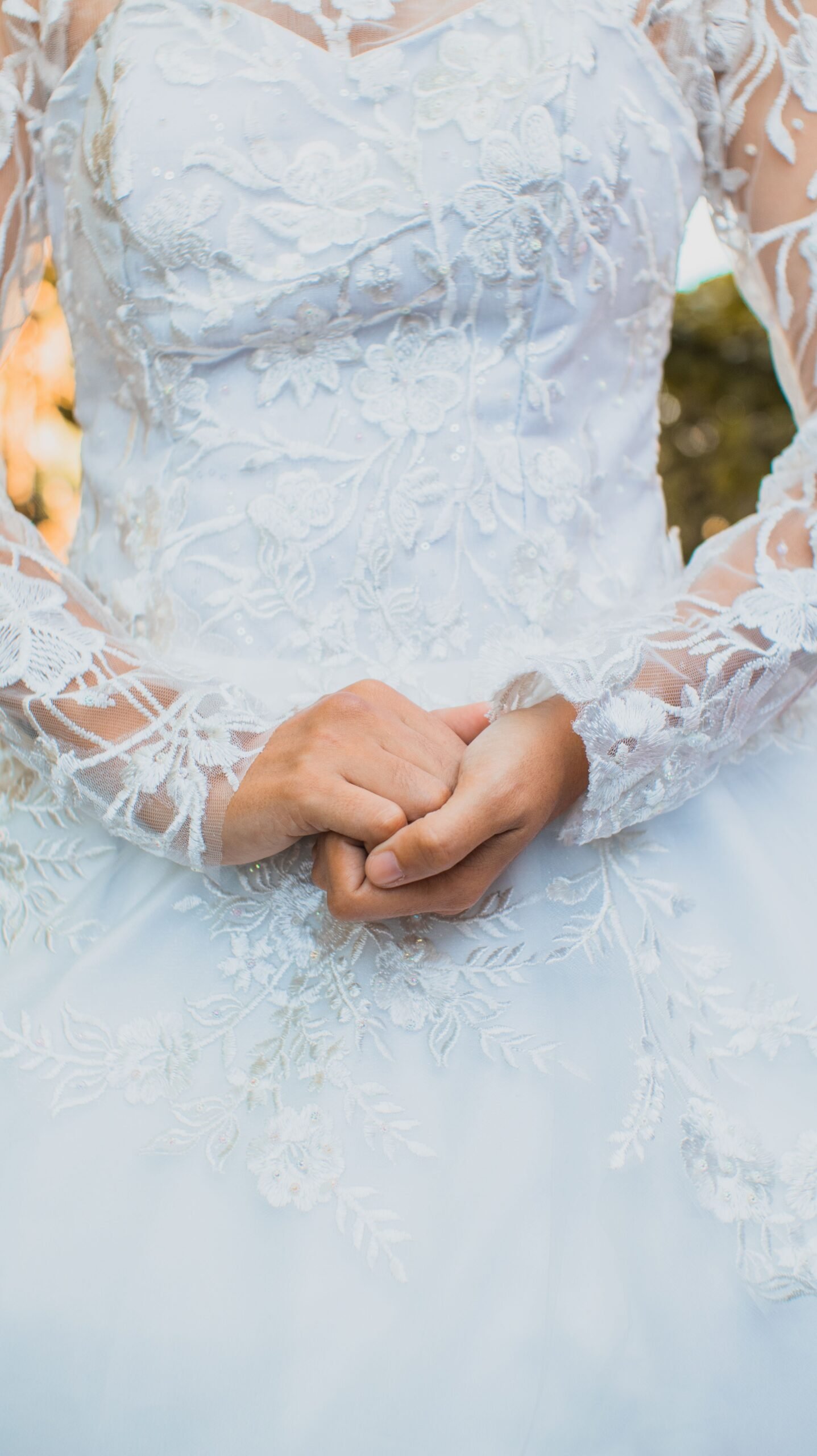Elegant maxi dresses for weddings