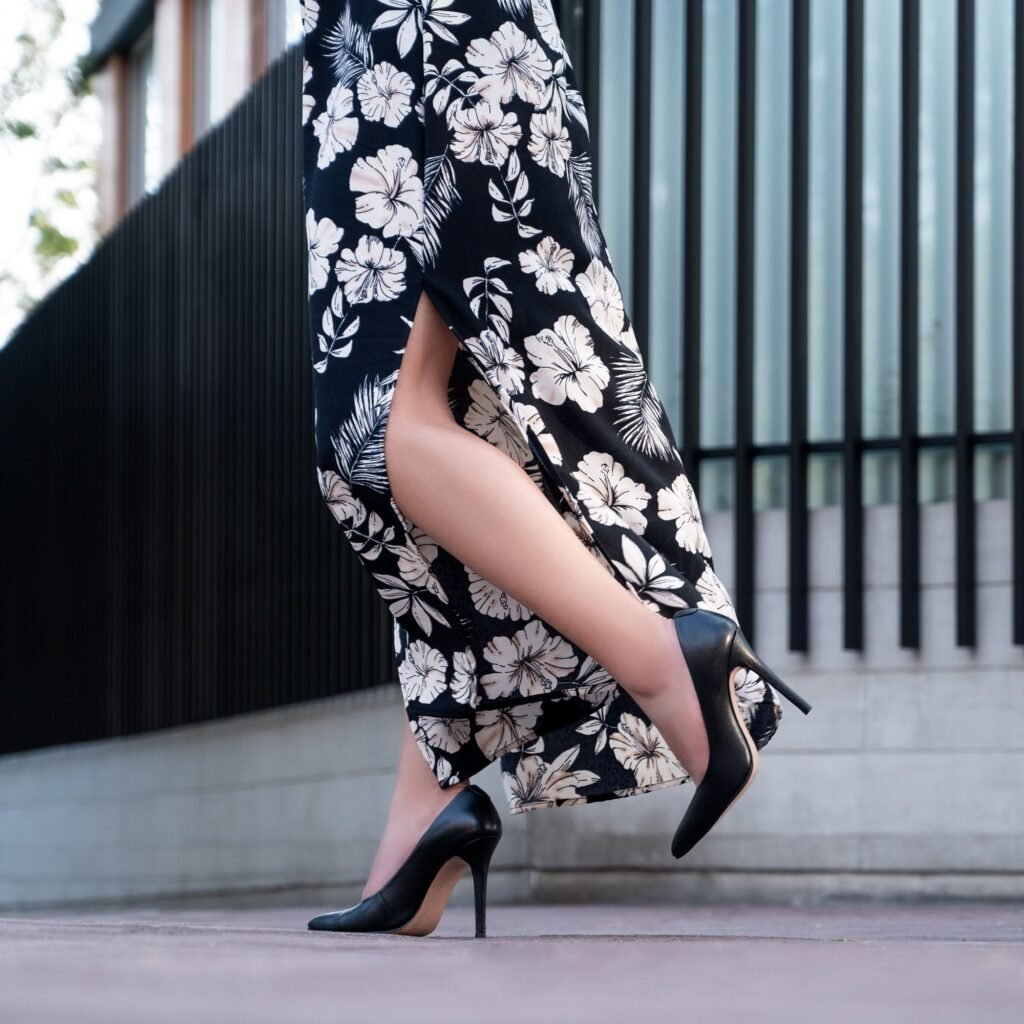 What Shoes Look Best with a Maxi Dress?