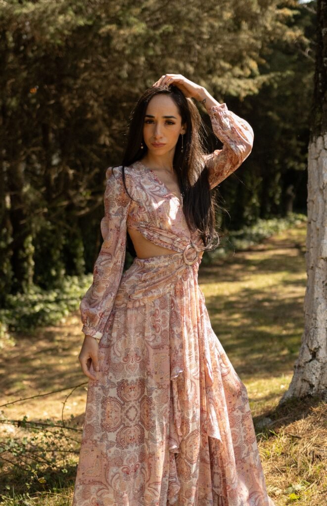Best Maxi Dresses for Petite Women