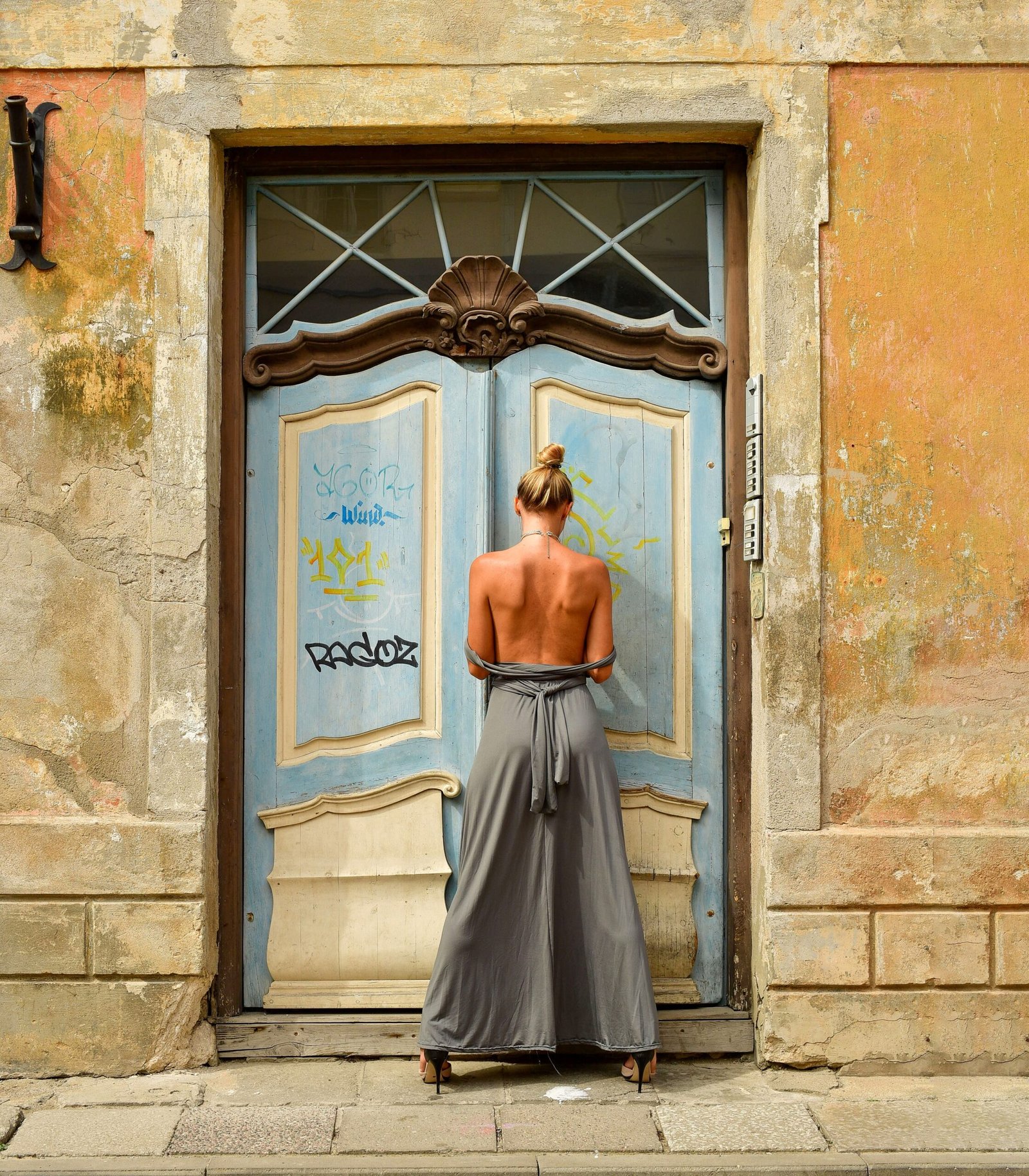 How to Care for and Maintain Your Maxi Dress